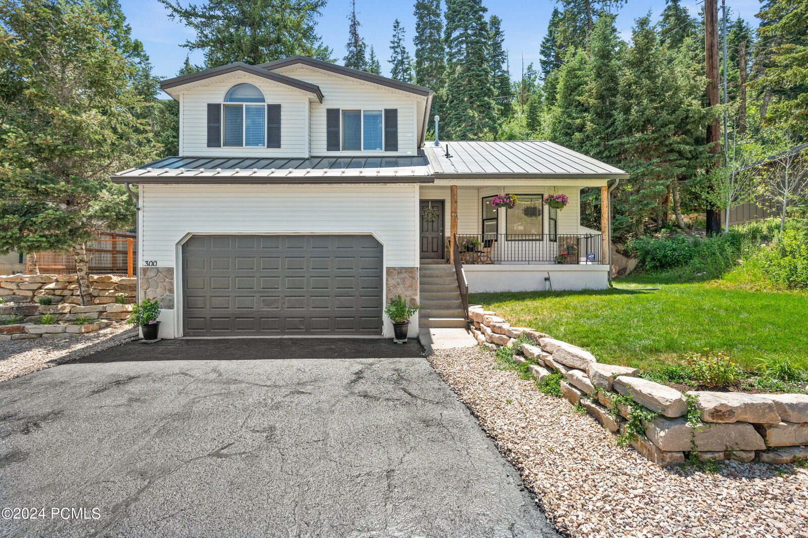 Property Photo: 300 Aspen Drive UT 84098
