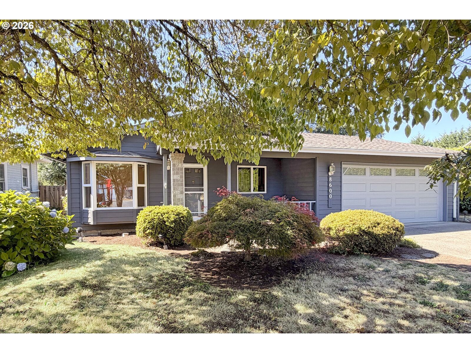 Property Photo:  8600 SE Hood St  OR 97015 