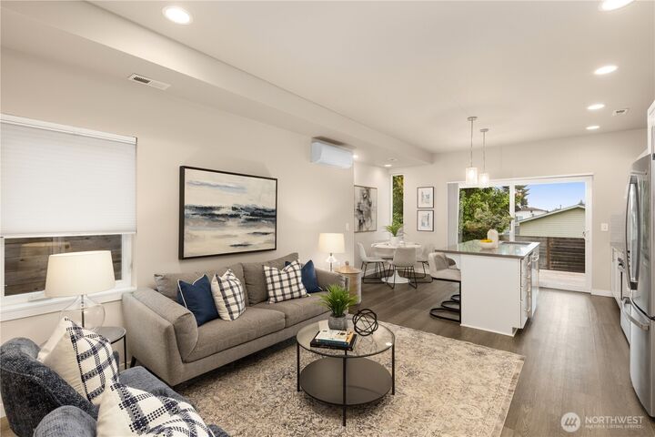 Property Photo: 3928 S Findlay Street WA 98118
