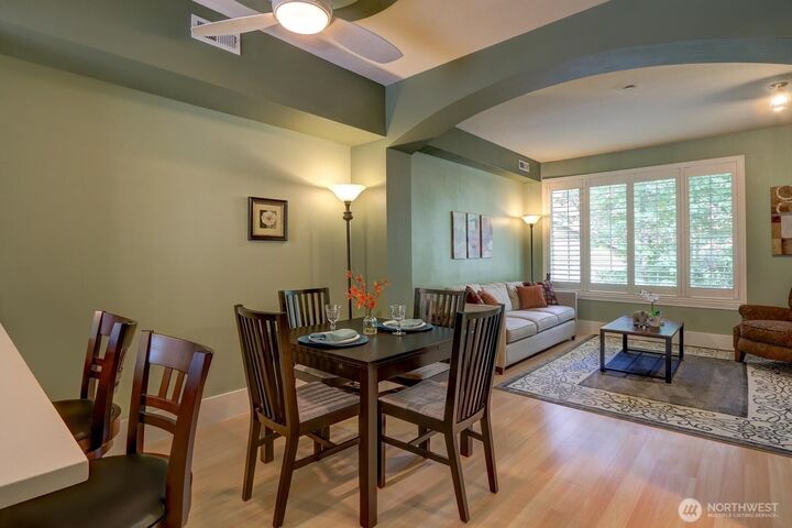 Property Photo: 18268 NE 97th 104 WA 98052