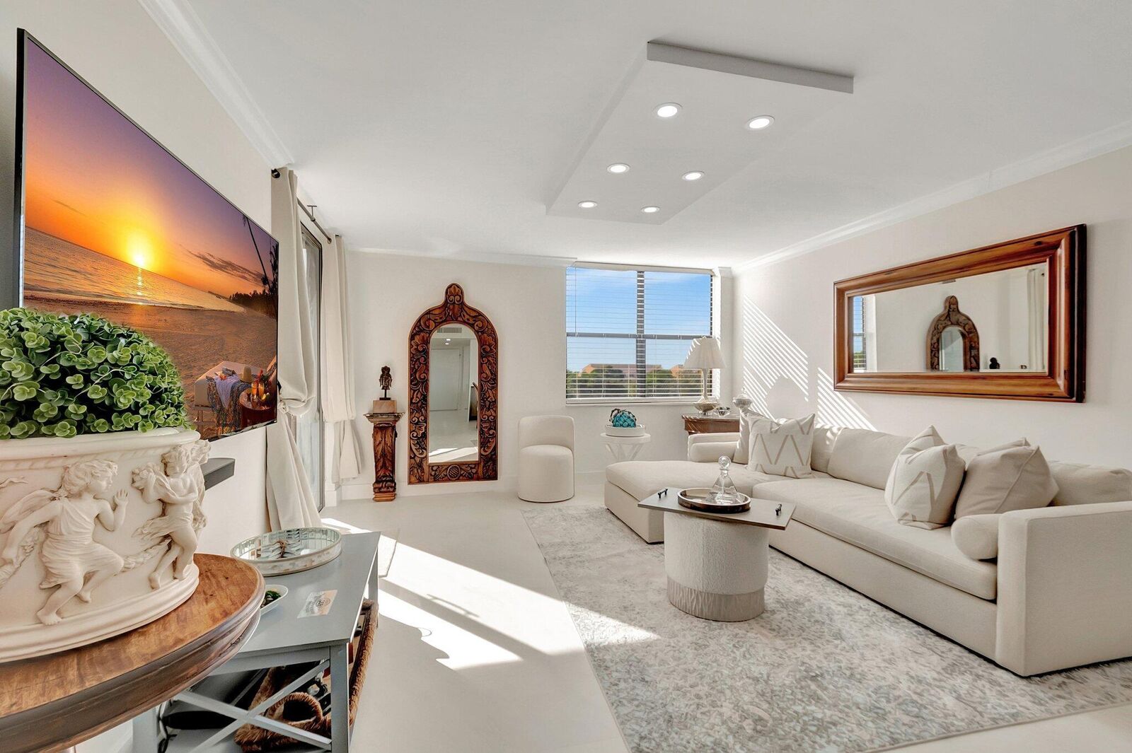 Property Photo:  600 Egret Circle 7504  FL 33444 