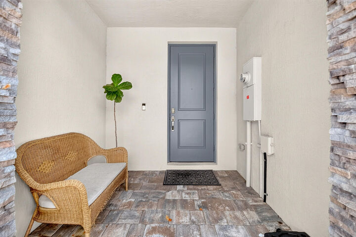 Property Photo: 8714 Via Mar Rosso FL 33467