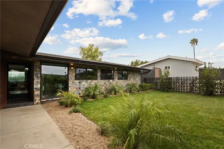 Property Photo:  5746 McDonie Avenue  CA 91367 