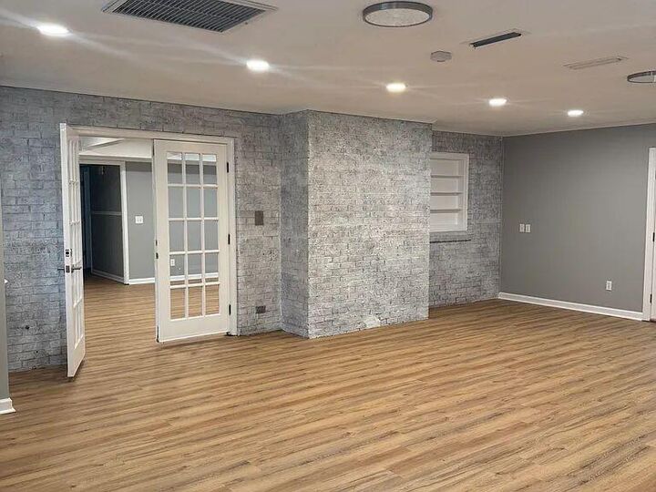 Property Photo:  610 Collingswood Drive  AL 36301 