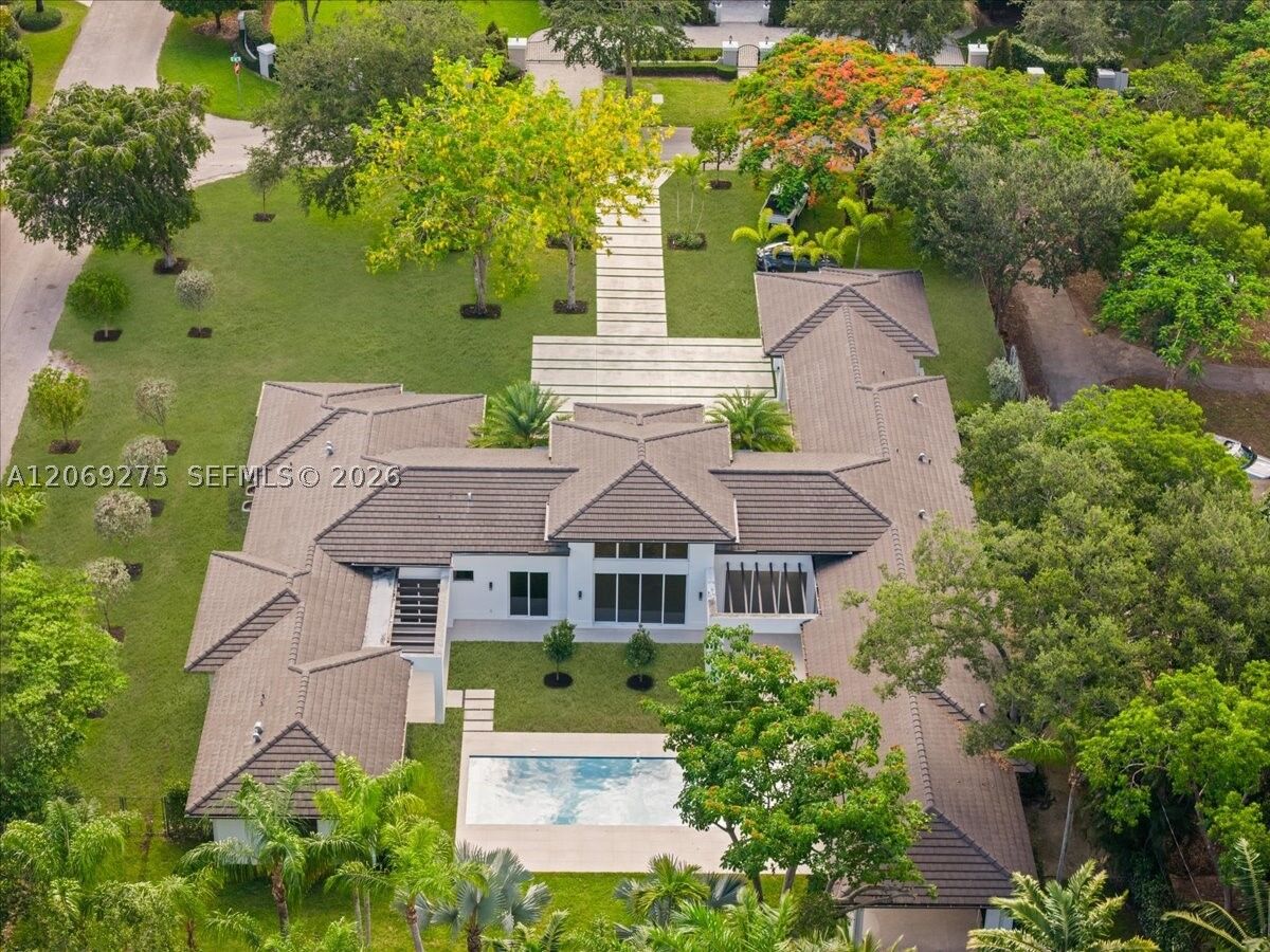 Property Photo:  9025 SW 114th St  FL 33176 