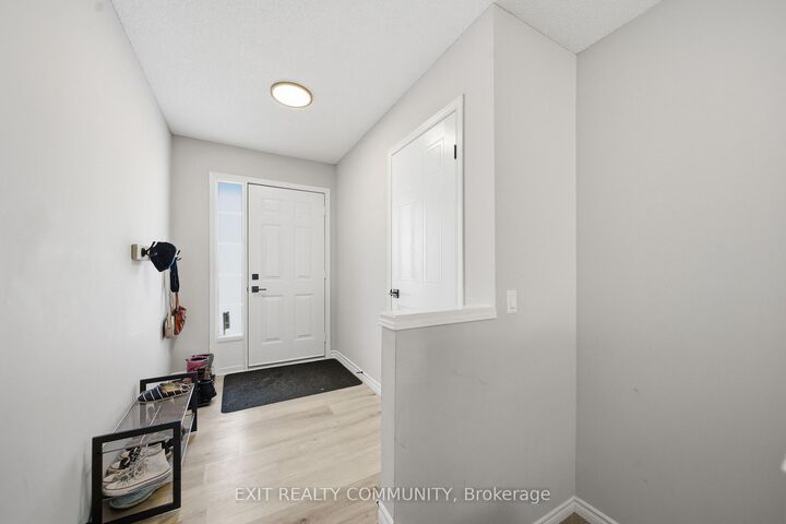 Property Photo: 601 Grenfell Drive 15 ON N5X 4E4