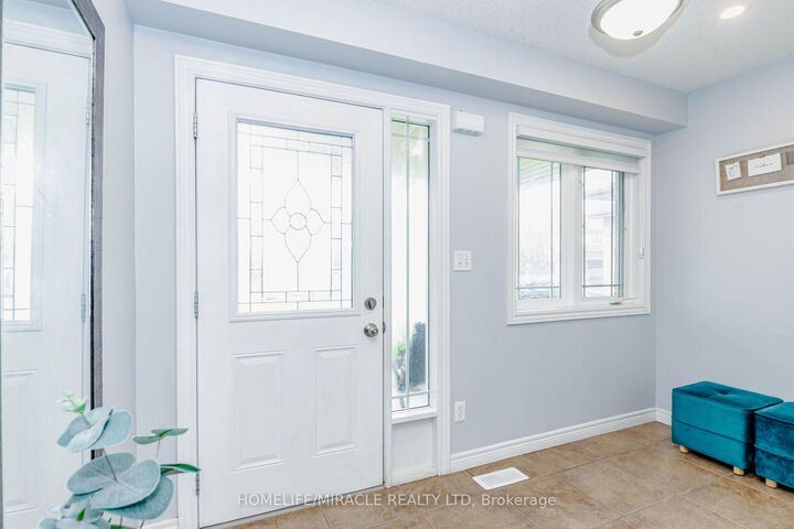 Property Photo:  39 Washburn Drive  ON N1E 0B6 