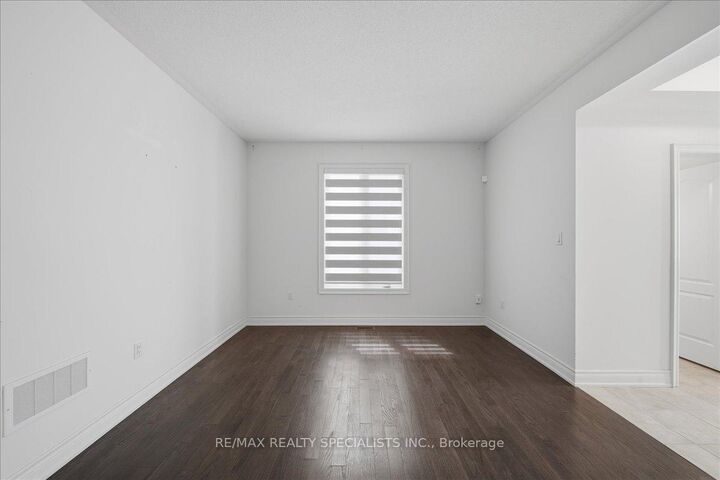 Property Photo: 281 Blue Dasher Boulevard ON L3Z 4H8