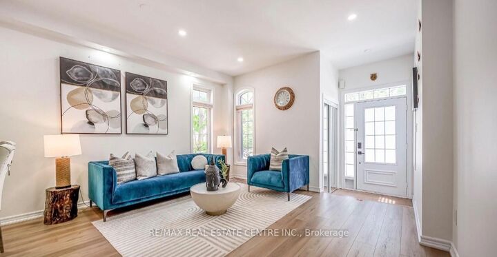 Photo de la propriété:  590 Grant Way  ON L9T 0W1 