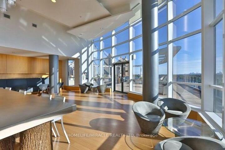 Property Photo:  2885 Bayview Avenue 232  ON M2K 0A3 