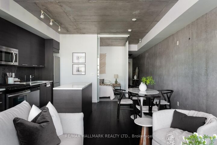 Property Photo:  90 Broadview Avenue 202  ON M4M 0A7 