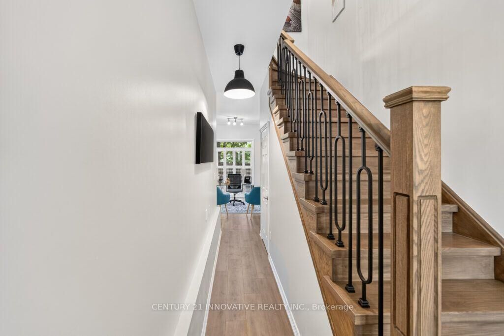 Photo de la propriété:  3071 Treadwells Drive 13  ON L4X 0A1 