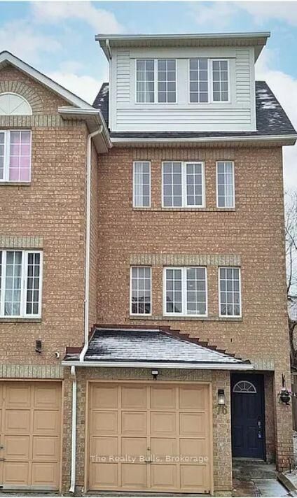 Property Photo:  76 Spadina Road 76  ON L6X 4X6 
