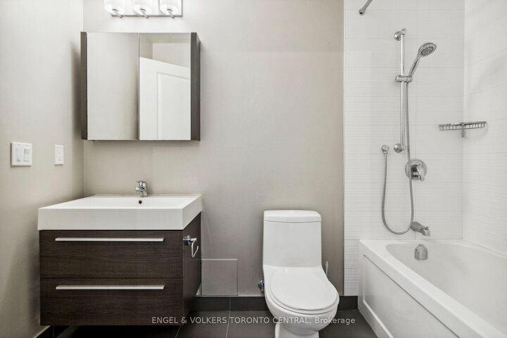 Property Photo:  180 Enterprise Boulevard 401  ON L6G 0B3 