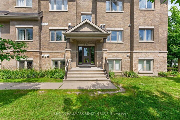 Property Photo:  192 Springbeauty Avenue 7  ON K2J 6B4 