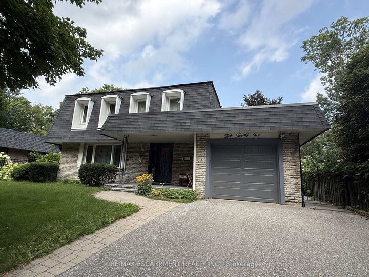 Property Photo:  421 Canterbury Crescent  ON L6J 5K8 