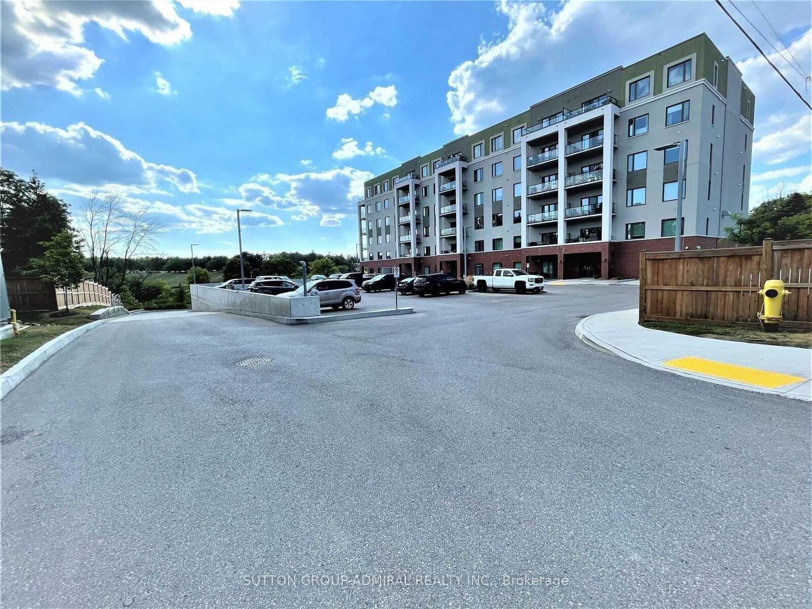 Property Photo:  64 Queen Street G3  ON L0L 1L0 