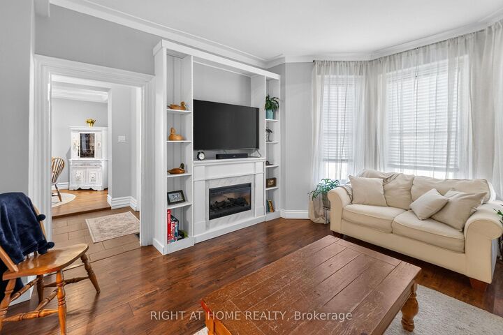Property Photo:  41 Hincks Street  ON N5R 3N8 