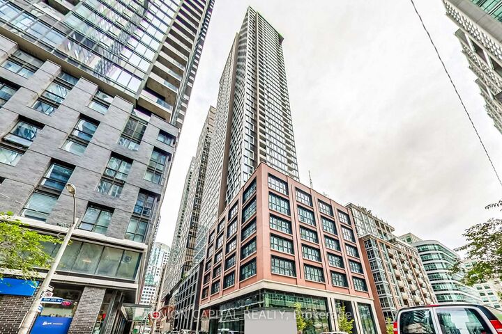 Property Photo: 55 Mercer Street 611 ON M5V 0W4