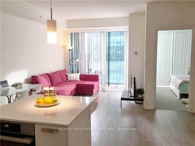 Property Photo: 9 Bogert Avenue 1104 ON M2N 1K4