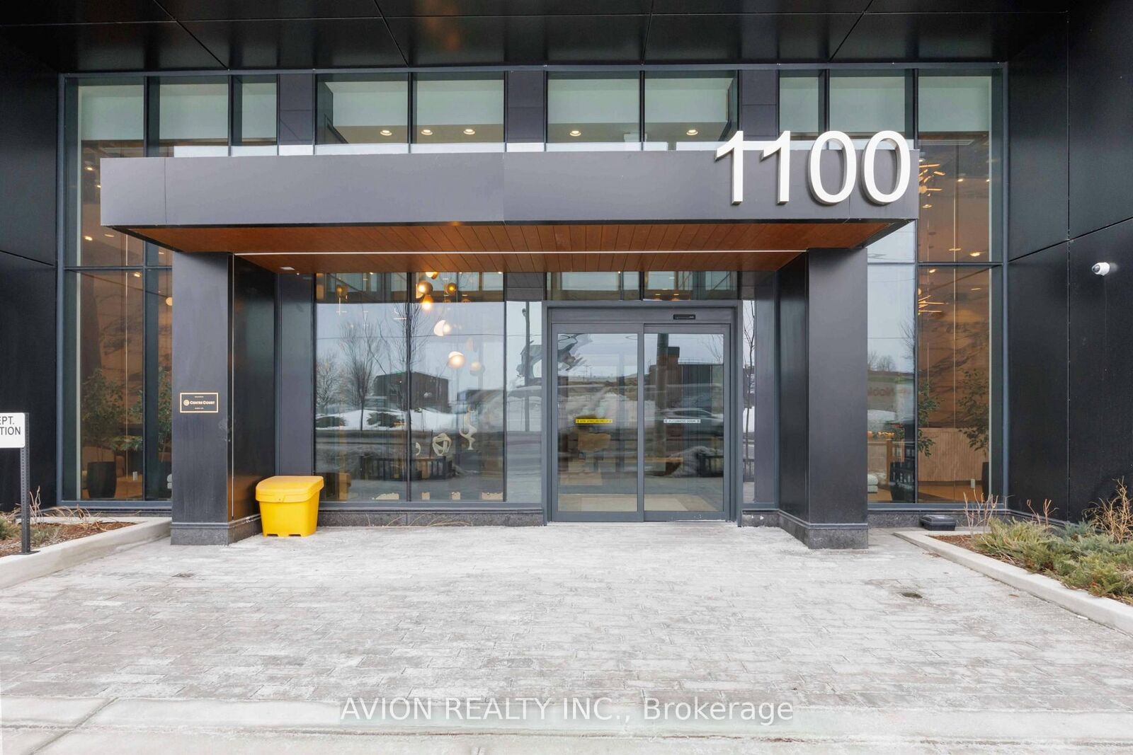 Photo de la propriété:  1100 Sheppard Avenue W 907  ON M3J 0H1 