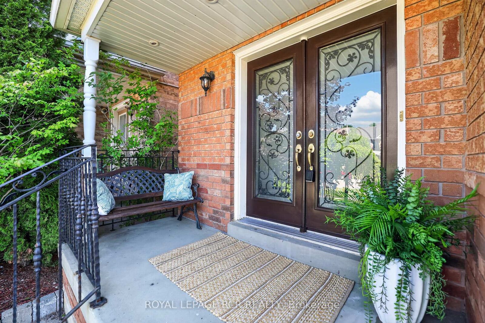 Property Photo: 94 Atwood Avenue ON L7G 6A1
