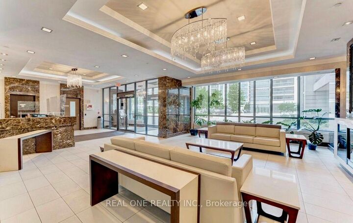 Property Photo:  370 Highway 7 N/A E 919  ON L4B 0C4 
