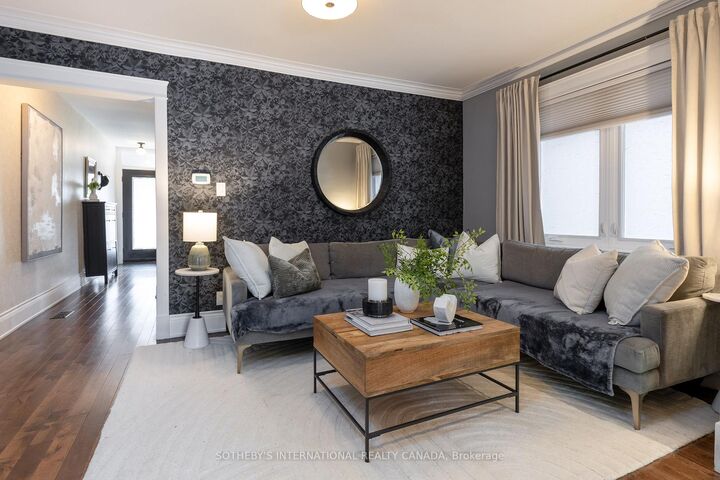 Property Photo: 2 Rexford Road ON M6S 2M3