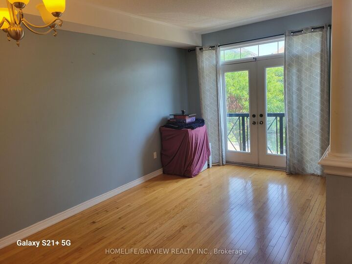 Property Photo:  18 Asner(Main And Second Floor) Avenue  ON L6A 0W6 