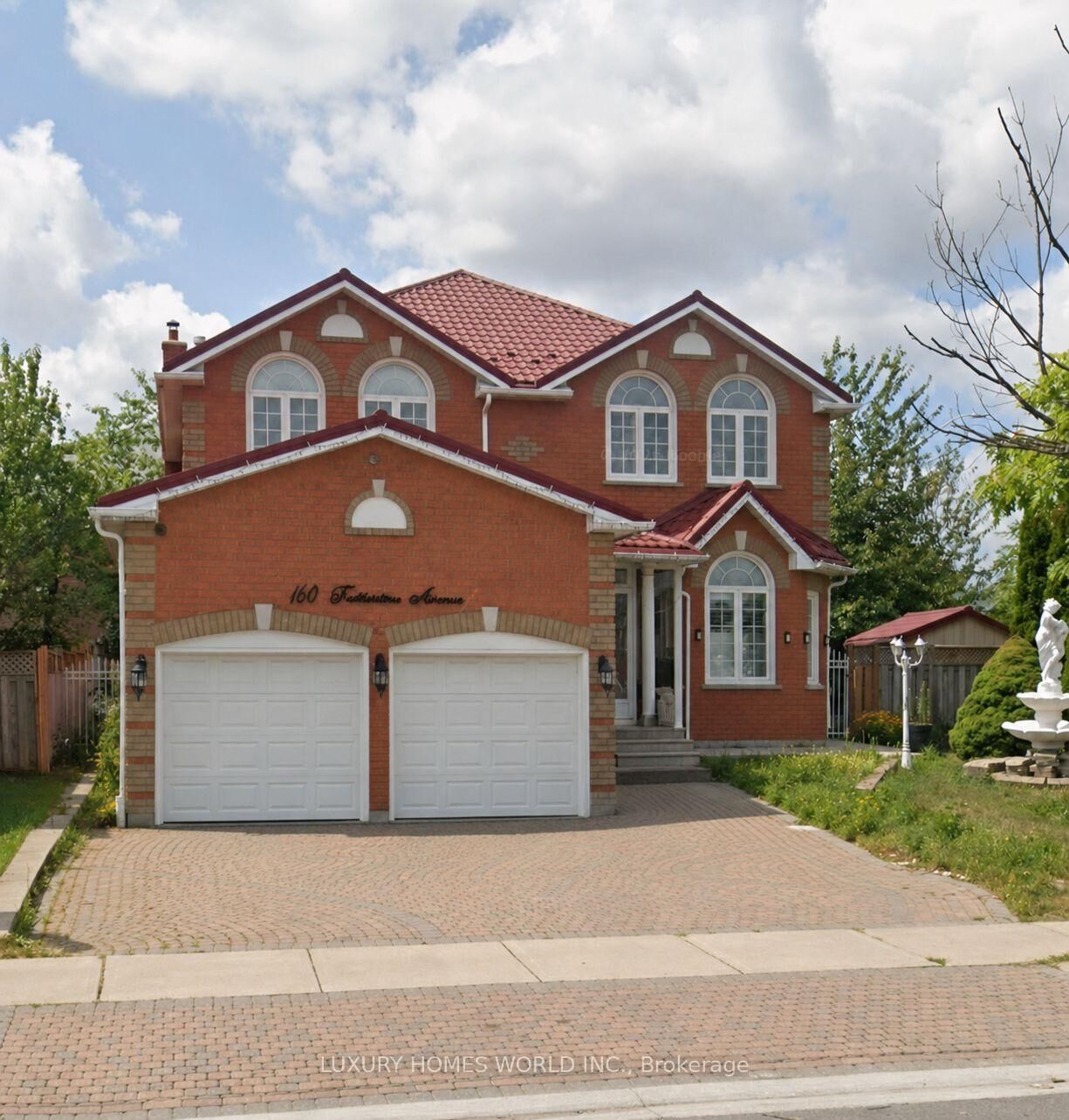 Property Photo: 160 Featherstone Avenue ON L3S 3M7