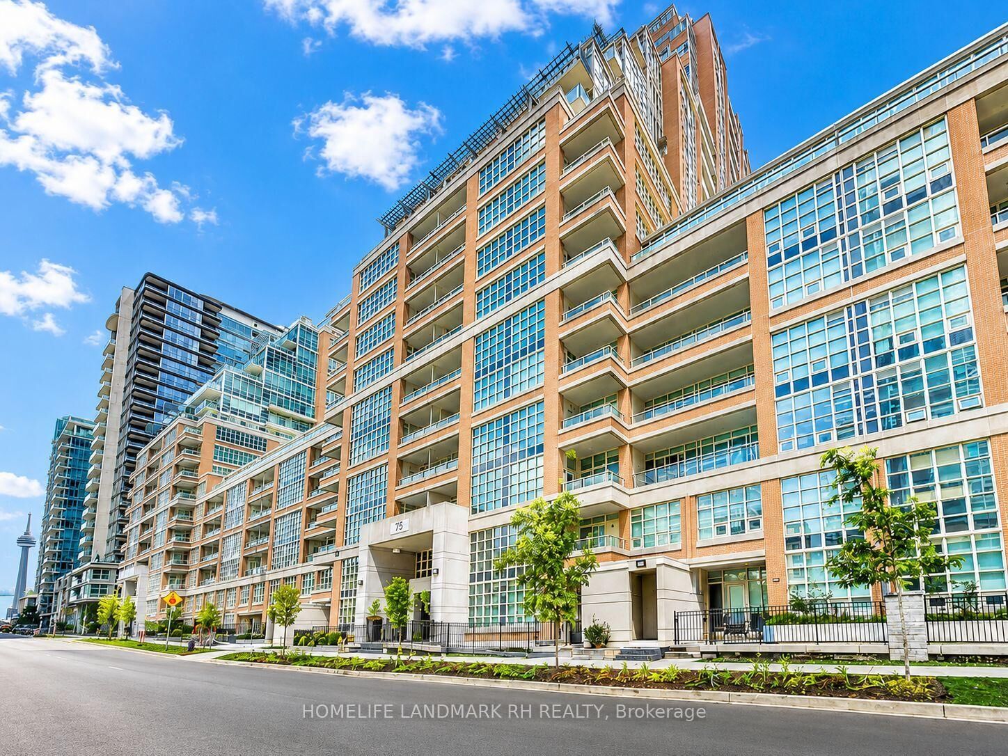Property Photo:  75 East Liberty Street 2006  ON M6K 3R3 