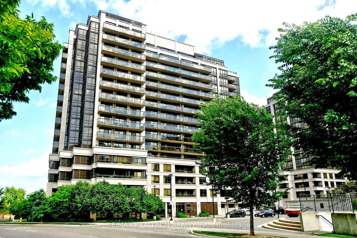 Property Photo:  1 De Boers Drive 814  ON L4J 6X1 