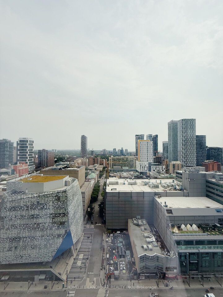 Property Photo:  20 Edward Street 2202  ON M5G 0C5 