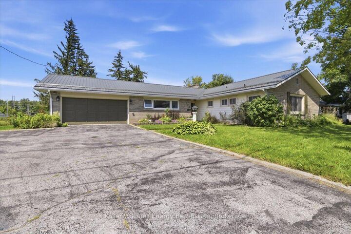 778 Hewitt Drive — photo 1