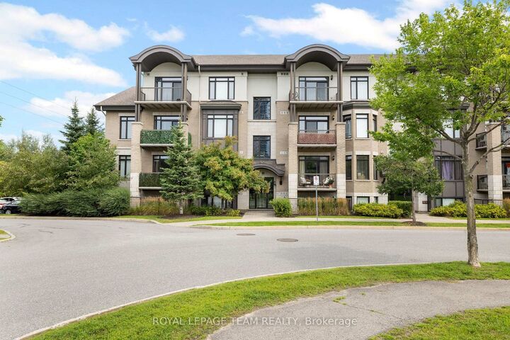Property Photo: 655 Beauparc Private 104 ON K1J 0A2