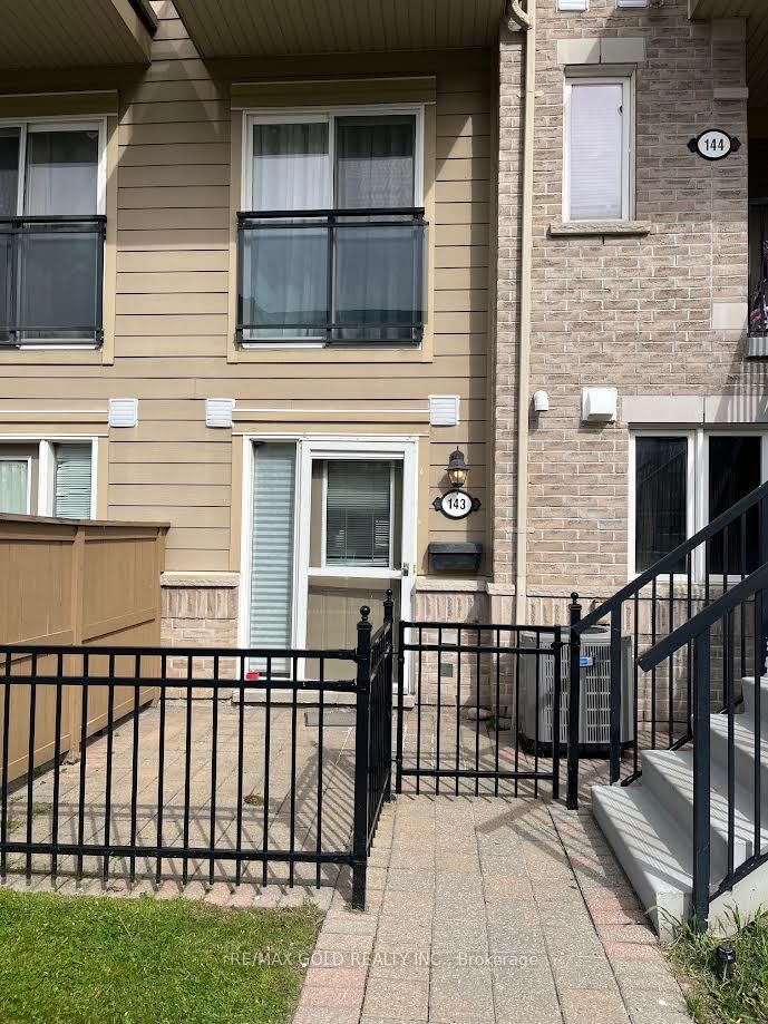 Property Photo:  4975 Southampton Drive 143  ON L5M 8C8 