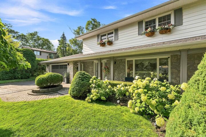 Property Photo: 559 Alma Street ON L9L 1C9