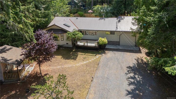 Property Photo: 10 Malaspina Dr BC V0R 1X1