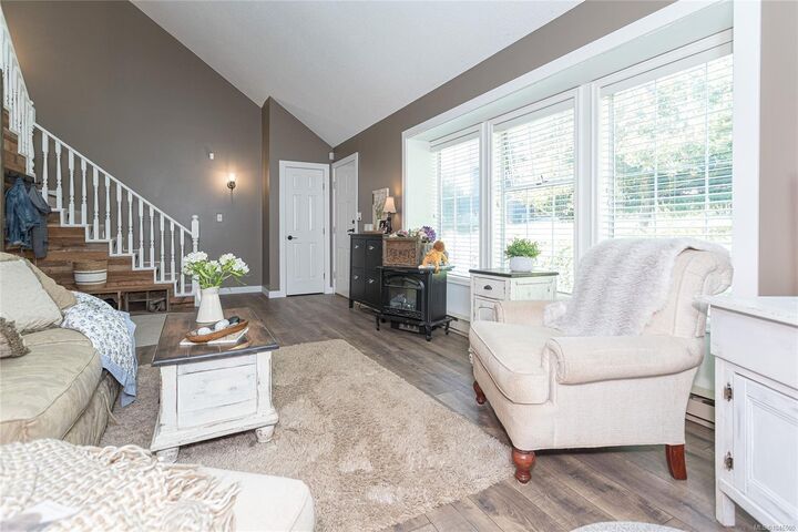 Property Photo: 9265 Chemainus Rd BC V0R 1K5