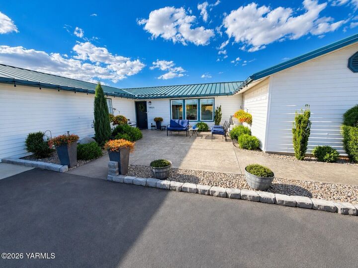 Property Photo:  14511 McAuley Rd  WA 98908 
