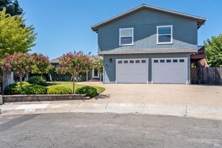 Property Photo: 350 George Place CA 95482