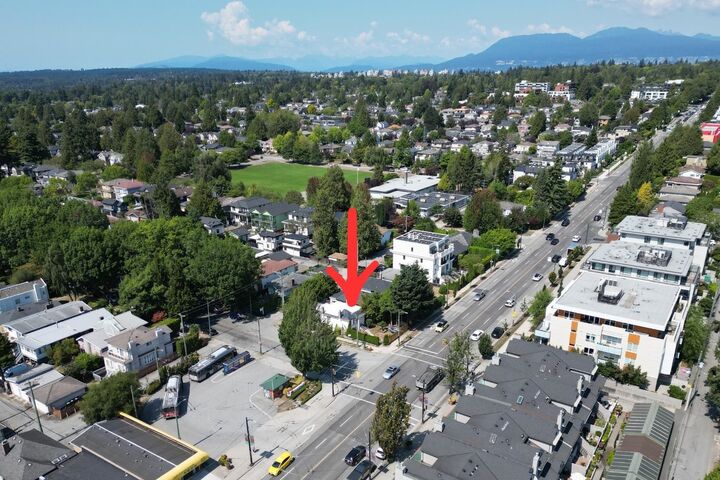 Photo de la propriété: 7895 Granville Street BC V6P 4Z1