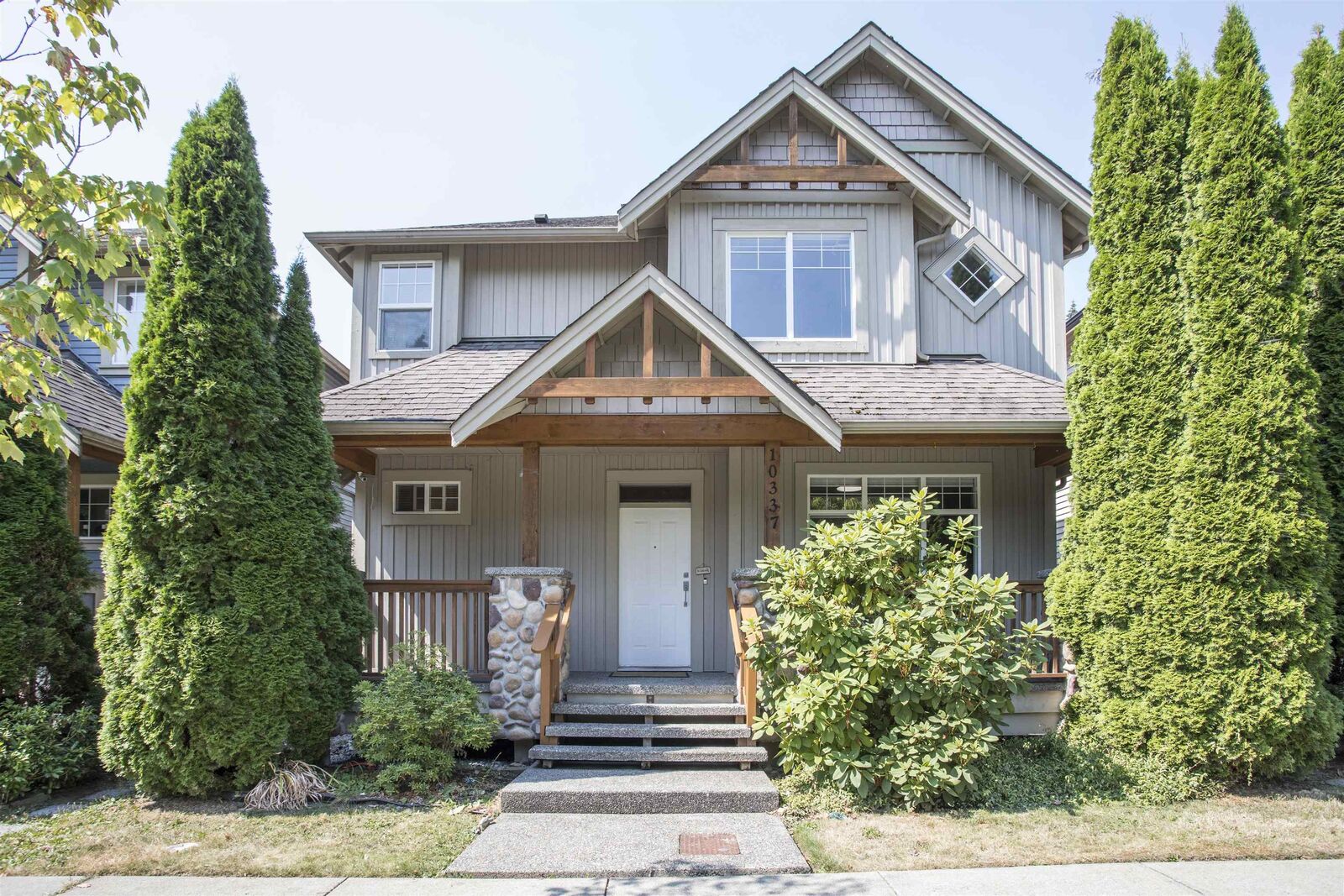 Property Photo: 10337 243A Street BC V2W 2C7