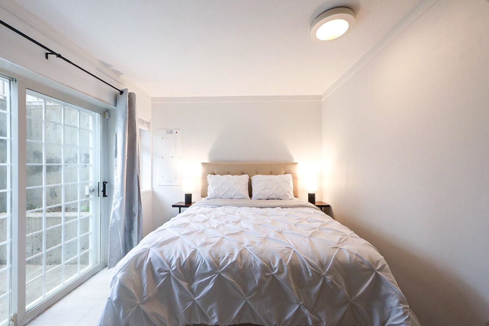 Property Photo:  7928 Cartier Street B  BC V6P 4T4 