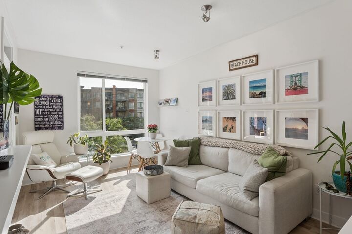 733 W 3rd Street 312 — photo 1
