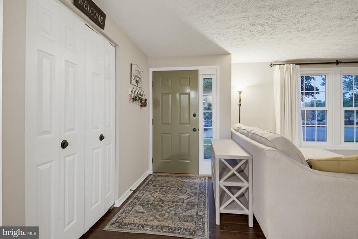 Property Photo:  8 Contour Road  MD 21771 