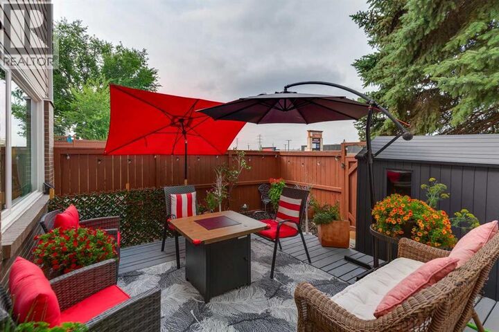 Property Photo:  3620 51 Street Southwest  AB T3E 6N7 