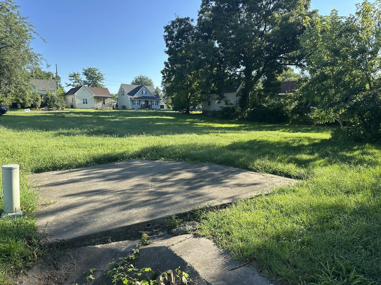 Property Photo:  1224 Henry St  MO 65270 