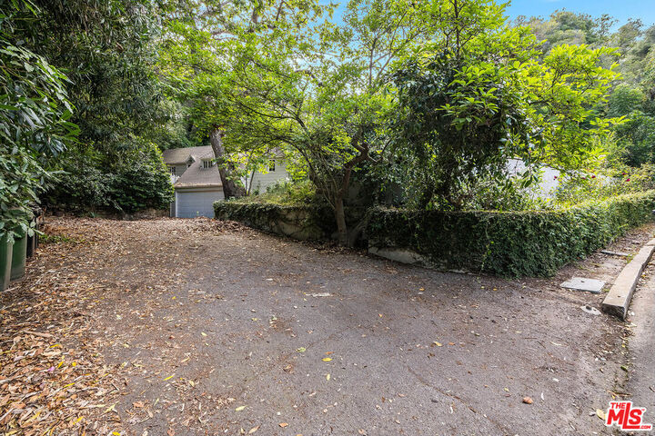 Property Photo: 1495 Stone Canyon Rd CA 90077