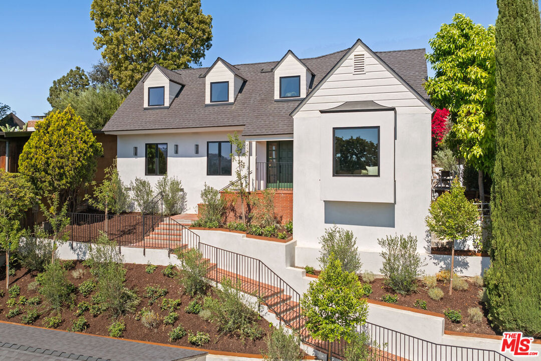 Property Photo: 2536 Micheltorena St CA 90039